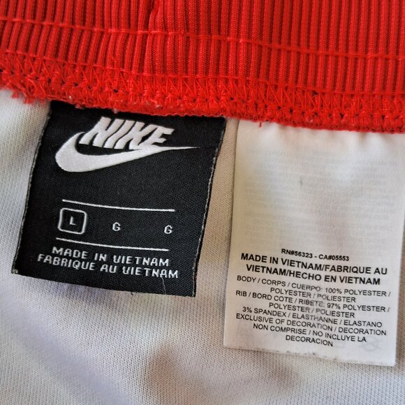 Nike Skirt with Tropical Floral Print - Picture 5 of 8